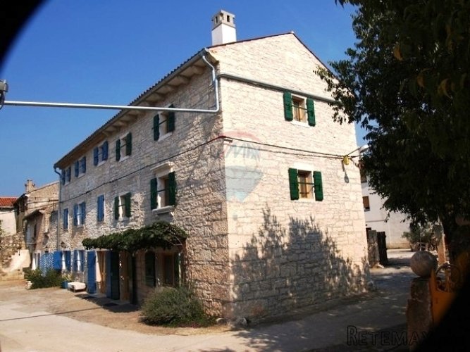 2 KUĆE S BAZENOM - KATEGORIZIRANO ZA 10 LJUDI - 5