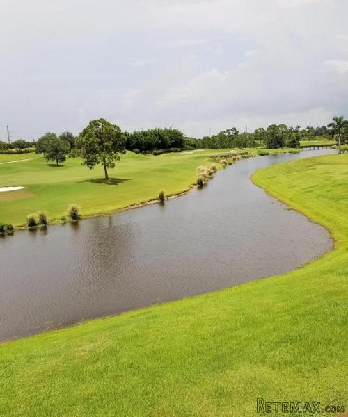 106 Se Santa Lucia, Port Saint Lucie..