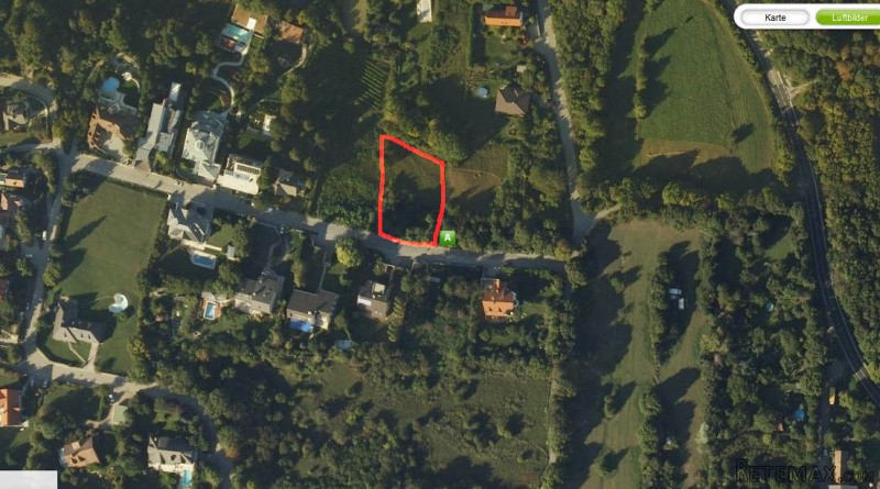Plot in prime location of Modling