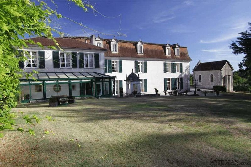Sumptuous Chateau, Chapel, Guest Cottage - 2