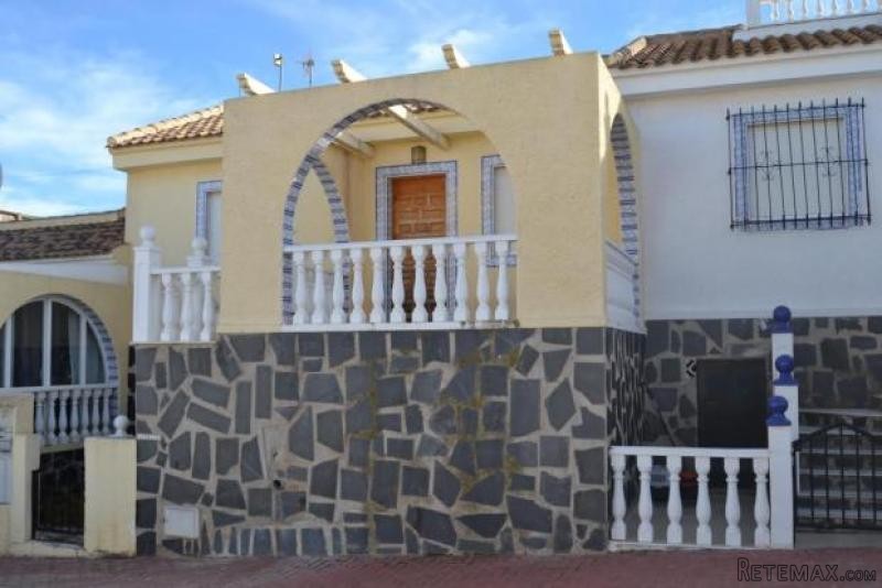 2 Bedrooms - Villa - Murcia - For Sale