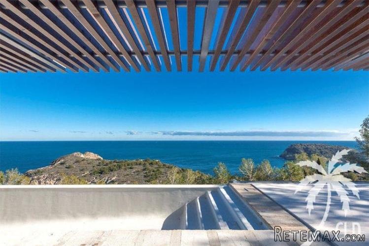 Seafront mansion under construction with spectacular sea..