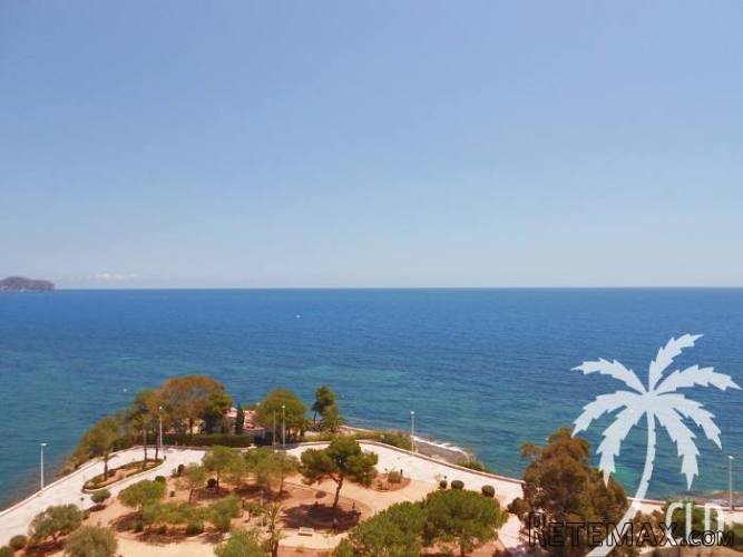 Front line apartment for sale in Calpe, Levante beach, with.. - 2