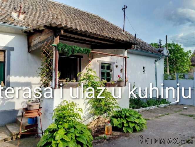 Prodajem kucu u Banatskoj Dubici - 2