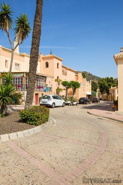 1 Bedroom - Studio - Alicante - For Sale - 2