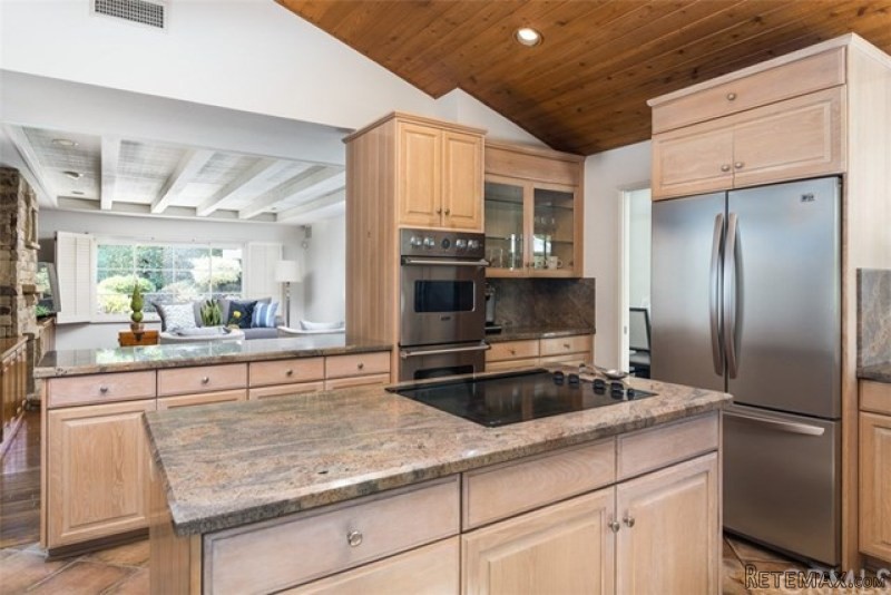 10981 Lake Court Road - 2