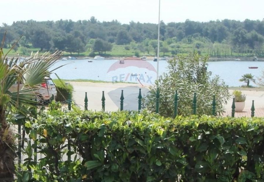 ISTRA, MEDULIN, apartmanska kuća na predivnoj okućnici 60m o - 3