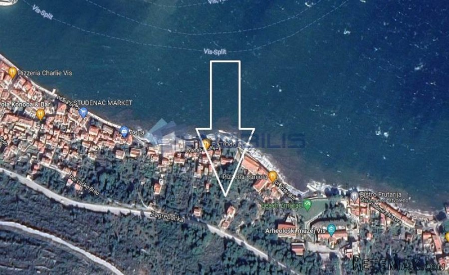 Vis - centar, građevinsko zemljište 1400 m2 / 50 m od mora - 3