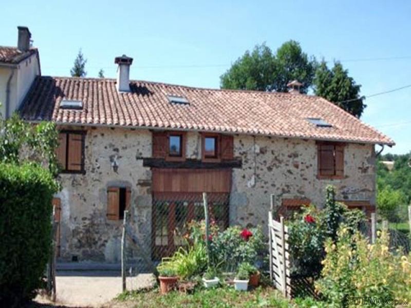 3-Bedroomed Stone House For Sale Set In..