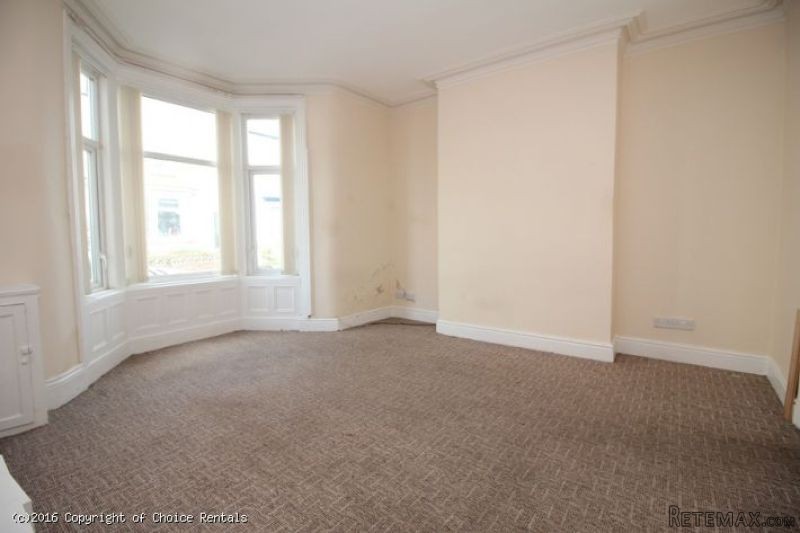 Flat 1, 25 Charles St, Blackpool - 2