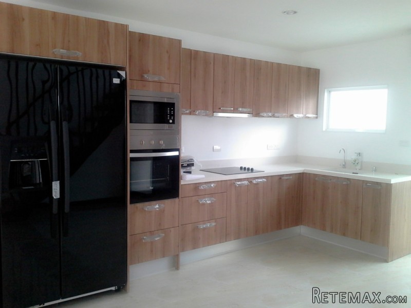 Pool View 3-Bedroom Townhouse near.. - 2