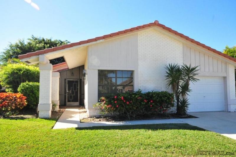 10098 Camelback Lane, Boca Raton, FL -..
