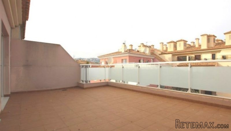 3 Bedroom 2 Bathroom Modern 3 bedroomed.. - 2