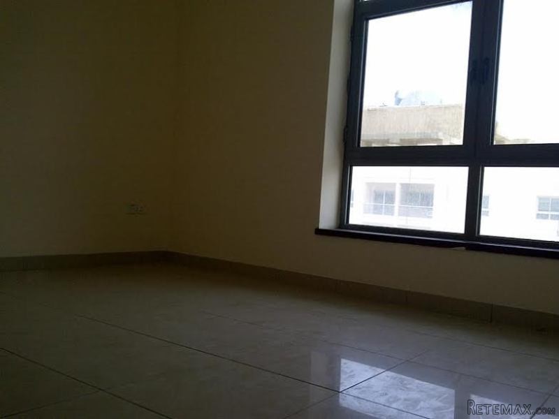 Spacious and Modern 2B/R Apartment -.. - 2