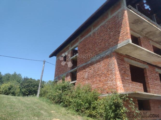 Nadomak bazena u Toplicama, sunčana lokacija - 2