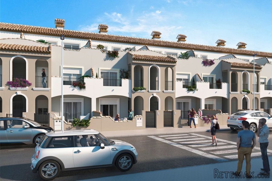 Viviendas tipo bungalow en un residencial de obra nueva en..