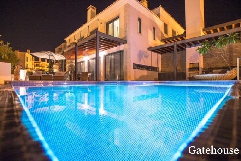 3 Beds Modern Townhouse For Sale In..