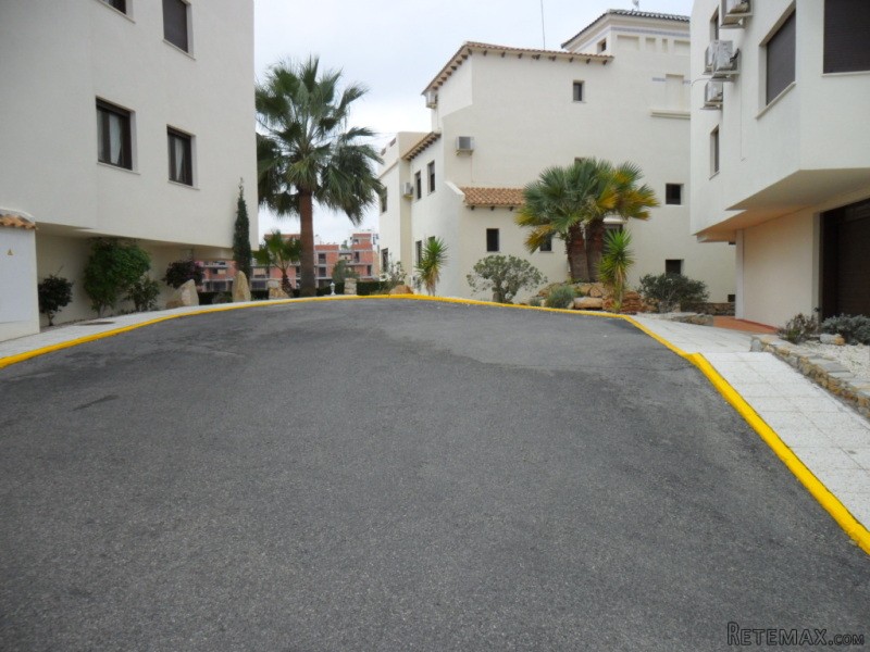 Golf Course Apartment With Amazing..