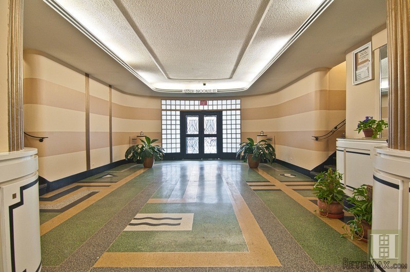 1 bedroom Apartment For Sale: 45.. - 2
