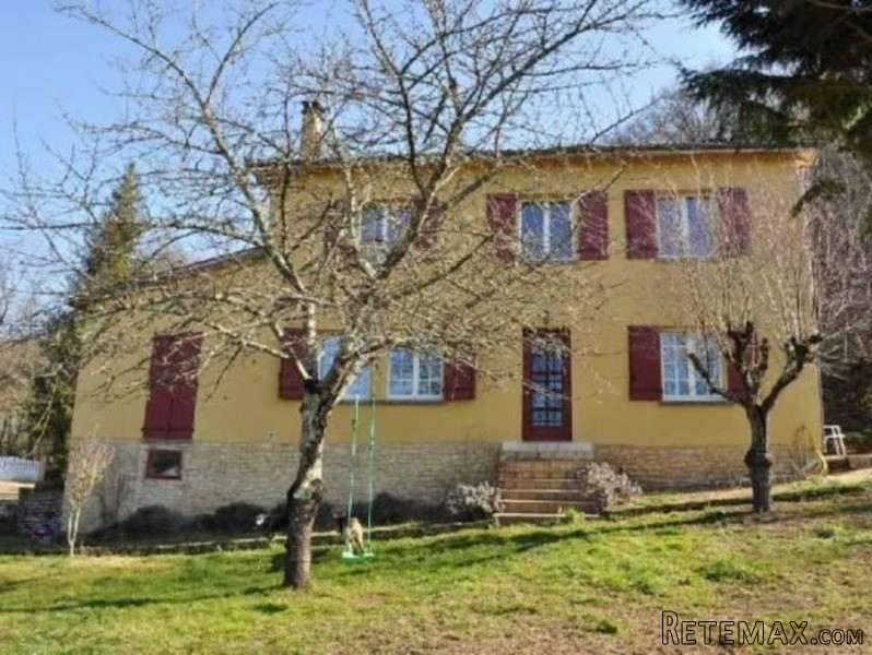 5 Bed Villa With Garage And Garden