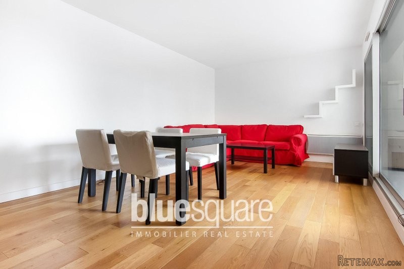 1 Bedroom apartment for sale 100 metres..