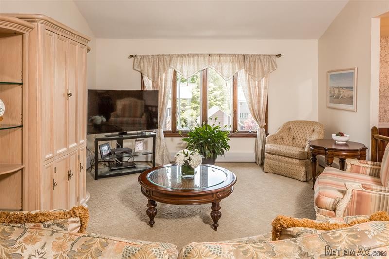 4 bedroom House For Sale: 83 AKA 81.. - 2