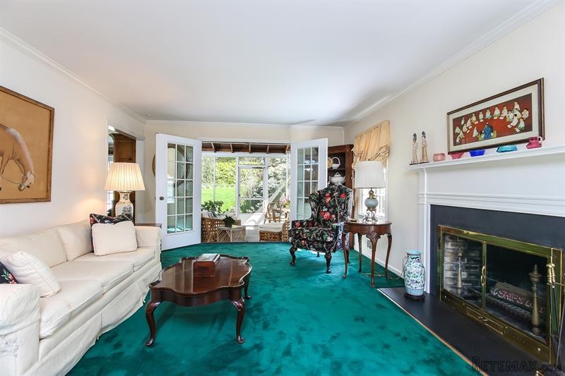 4 bedroom House For Sale: 20 Montrose.. - 2