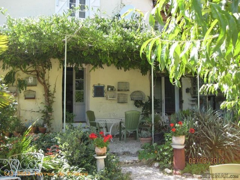 4 Bedrooms - House - Midi-Pyrenees -.. - 2