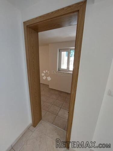 Kraljevica, apartman sa vrtom - 3
