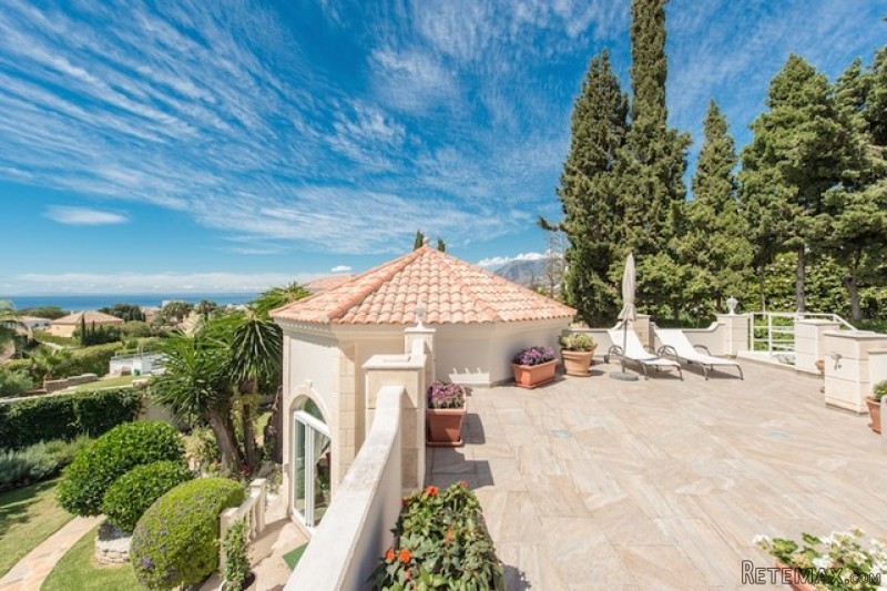 5 Bedrooms - Villa - Malaga - For Sale - 2