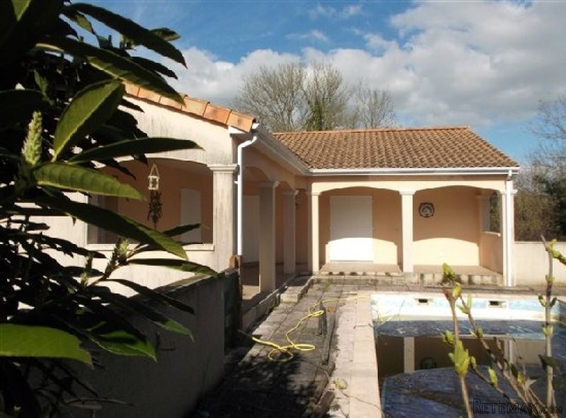 Contemporary Villa For Vacant Possession