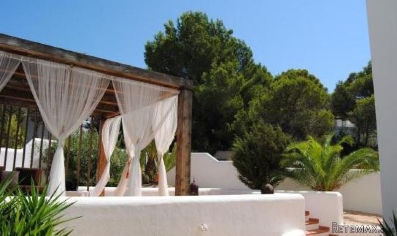 4 bedroom Villa For Sale: Cala Vadella.. - 2