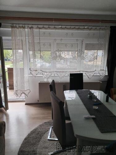 Kompletno namješten stan u centru Đurđenovca + balkon - 2