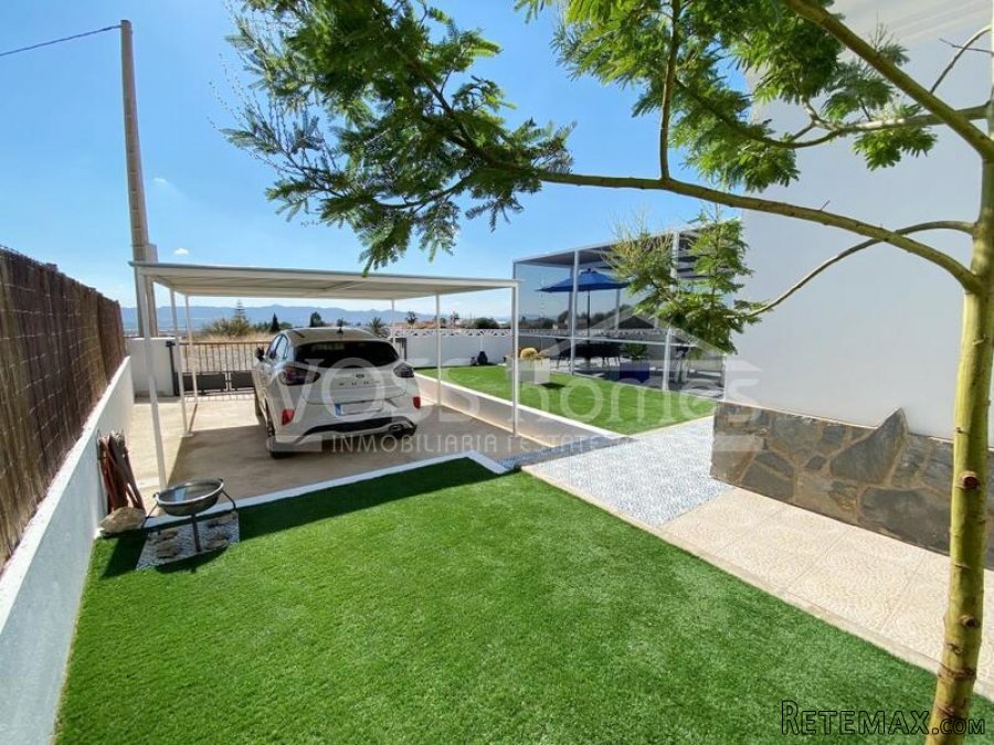 NEW & EXCLUSIVE TO VOSS HOMES - A beautifully presented.. - 12