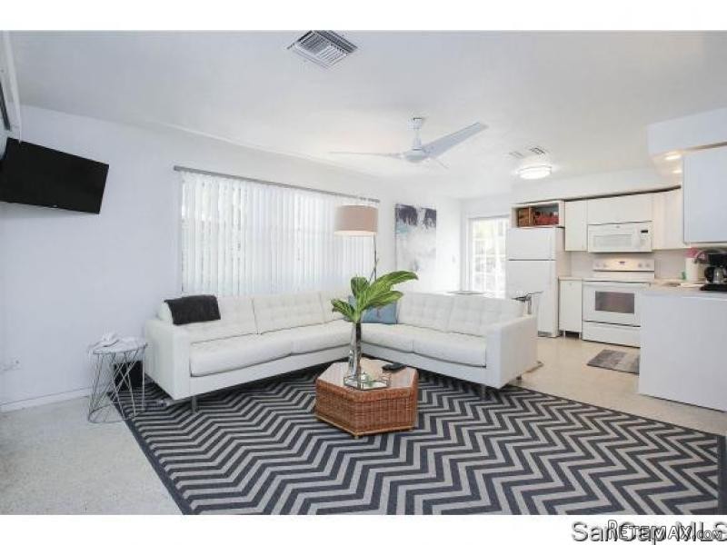 4 bedroom Residence For Sale: Sanibel.. - 2