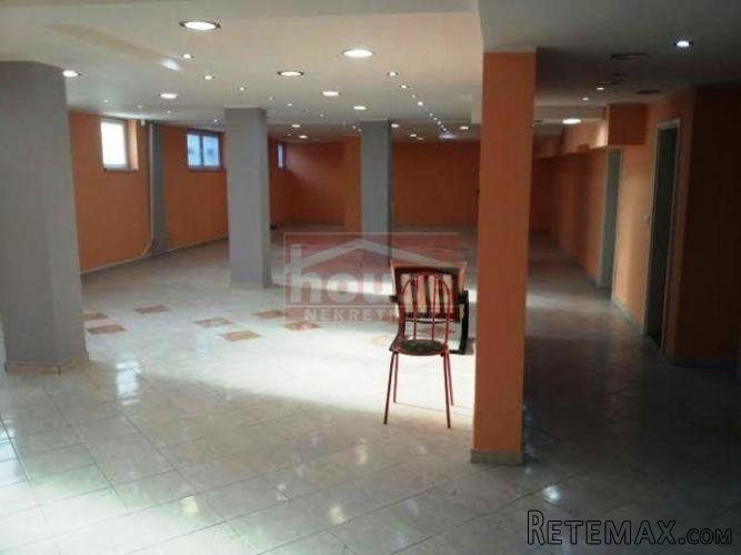 Agencijska oznaka lokala je 9105948, Novi Sad, Sajam...