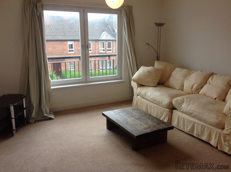 1/2 26 Larchfield Ave, Scotstoun.. - 2