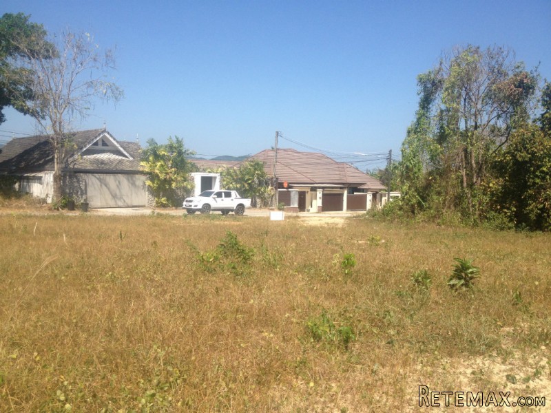 800 Sqm Flat Land for Sale in Bang Jo