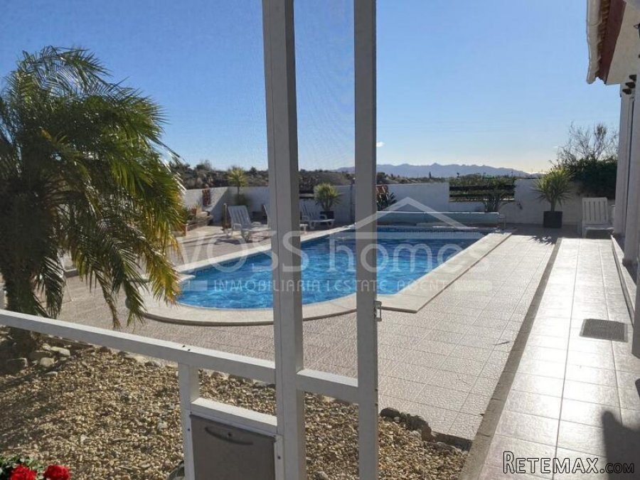 NEW & EXCLUSIVE LISTING TO VOSS HOMES - An immaculately.. - 19