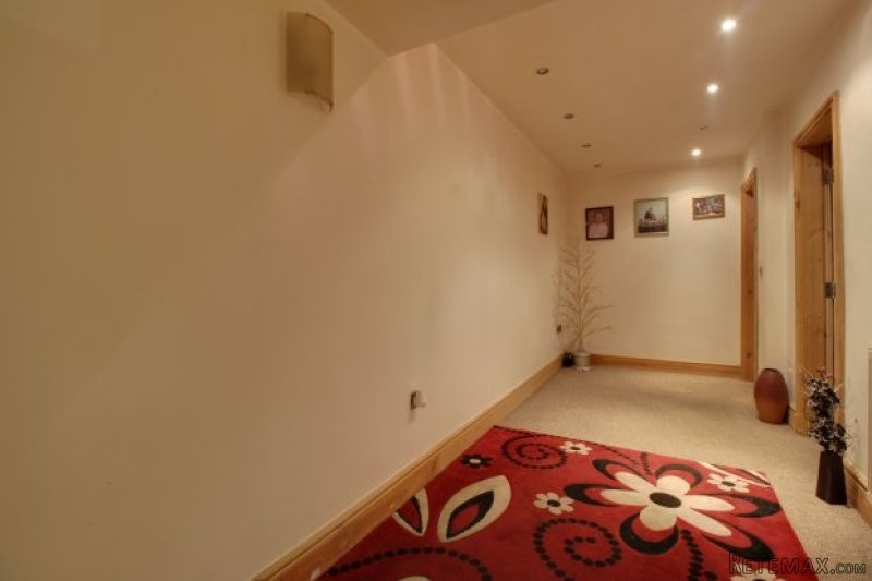 2 bedroom, Flat house for sale - 2