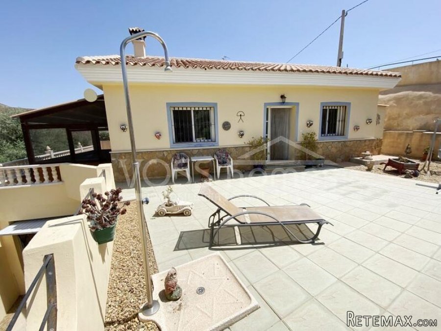 NEW LISTING TO VOSS HOMES - A lovingly maintained &.. - 20