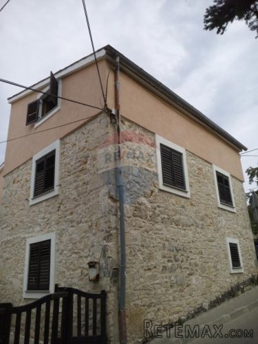 Istra, Medulin kuća na prodaju