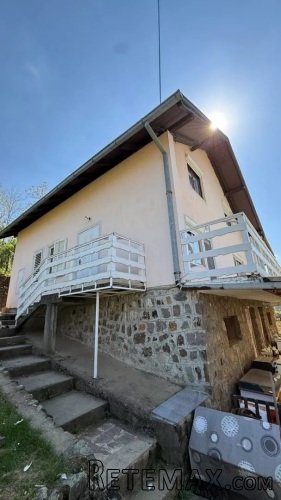 Prodajem kucu u Artiljevu,Sremska Kamenica,Novi Sad - 2