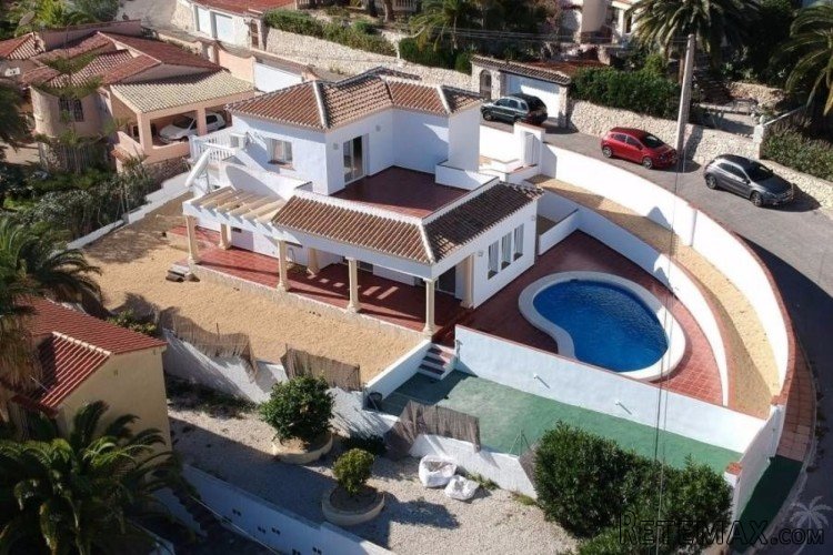 The villa for sale in mediterrean style was built a few..