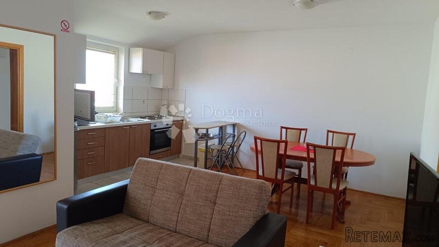 Malinska, 61 m2 2s+db, balkon, parking - 3