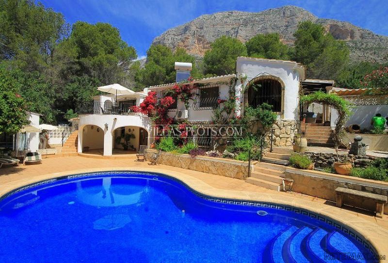 4 Bedroom Villa In Javea