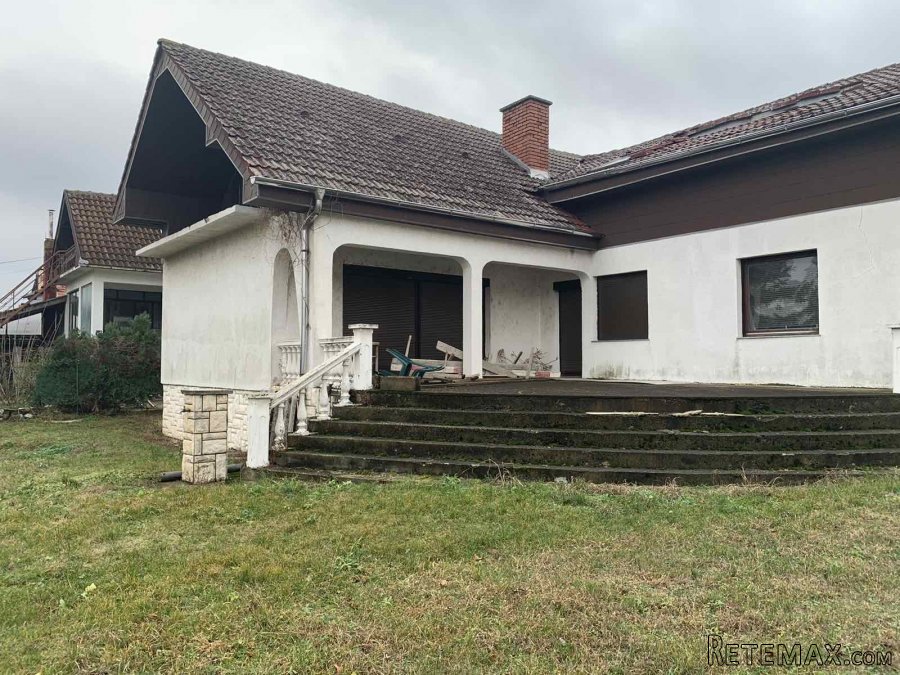 Veliko Gradiste kuca 463m2 na 10 ari placa - 5