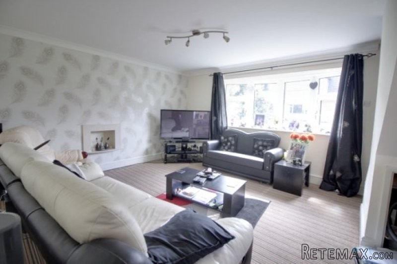 3 bedroom, Semi-detached House house.. - 2