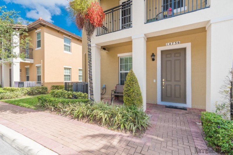 3 bedroom Town House For Sale: 14736 SW.. - 2