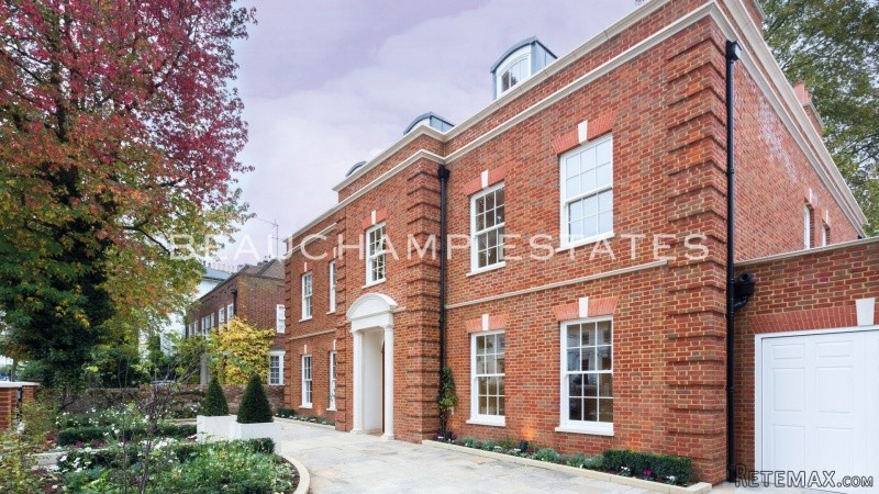 Acacia Road, NW8